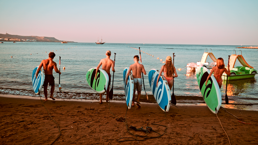 Stand up paddling